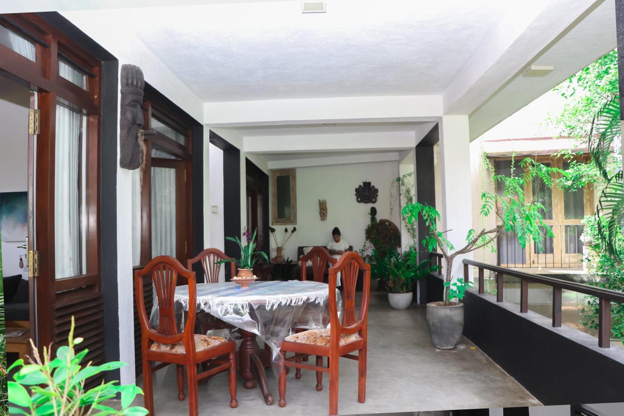 Villa A & A Hikkaduwa Exterior foto